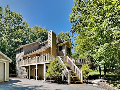 Blakeslee House | Black Bear Lodge