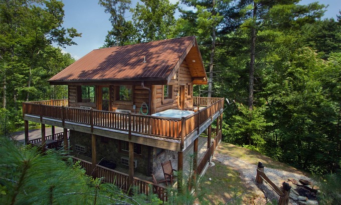 Almond Cabin | Black Bear Pond log cabin