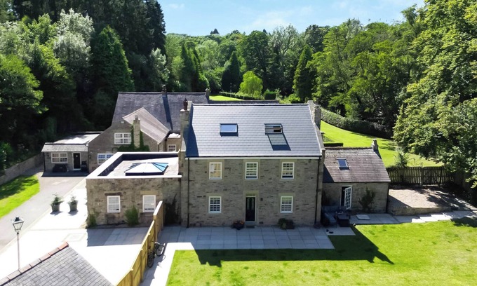 Rowlands Gill Cottage | Black Bee Cottage - UK39899