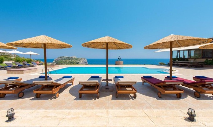 Faliraki Villa | Black Diamond Villa Pasithea in Rhodes Greece