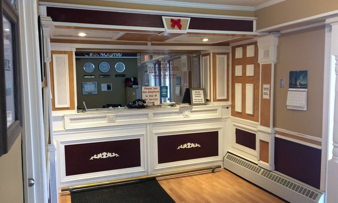 Edson Hotel | Black Gold Inn