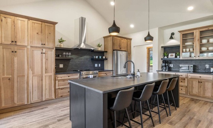 Sturgis House | Black Hills Haven: Serene Retreat Near Deadwood & Boulder Canyon Golf Club