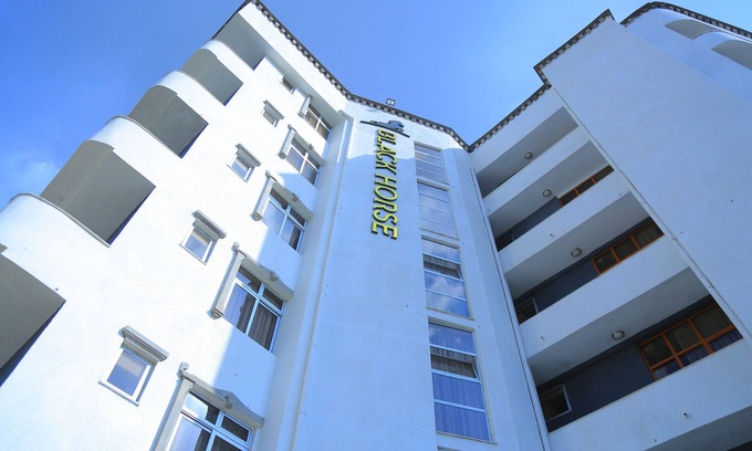 Nifas Silk-Lafto Hotel | Black Horse Hotel Apartment