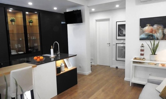 Sao Pedro Apartment | Black&light in Faro
