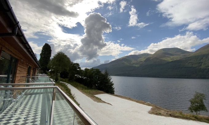 Letterfinlay Apartment | Black Sheep Hotels Cabins - Still Waters