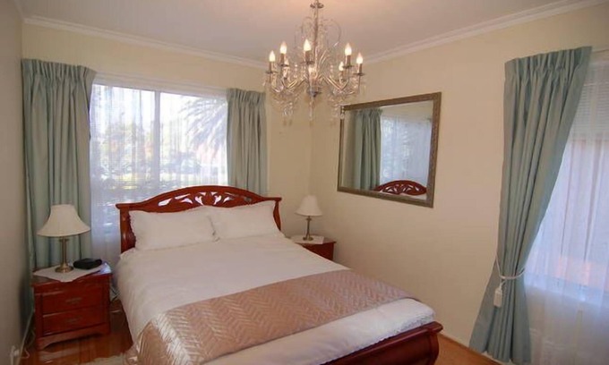 Blackburn Apartment | Blackburn Holiday Apartment 5