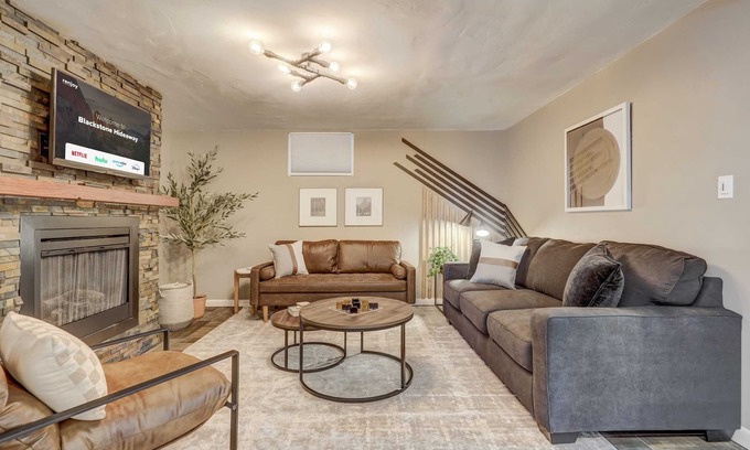 West Colorado Springs House | Blackstone Hideaway! Downtown Lower-Level Apt!