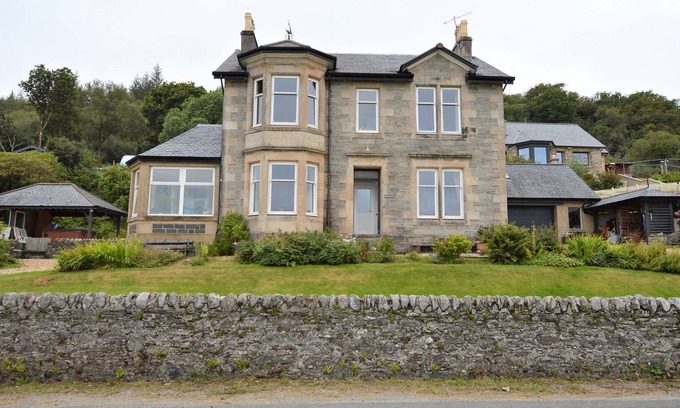 Tighnabruaich House | Blairbank House, waterfront, picturesque coastal village