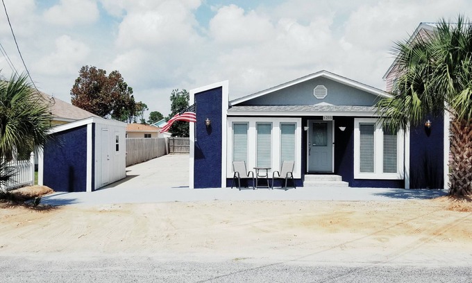 Holiday Beach House | Blessed A-Shore-ance one short block to the beach with private back deck.