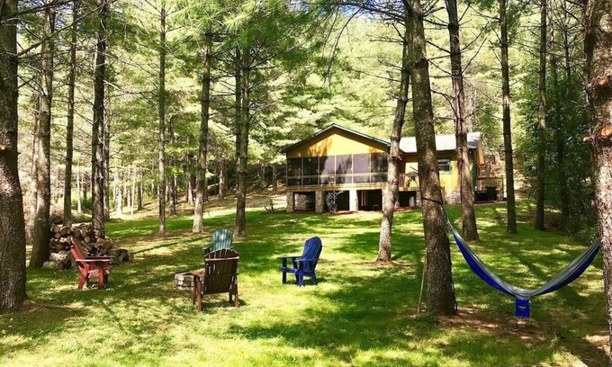 Lansing House | Blessed on the New River