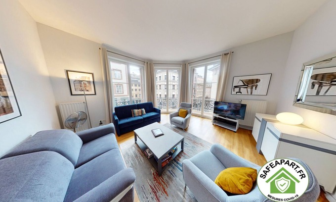 Historic Center Apartment | bleu mesange 90m2 city center 2br 2bth