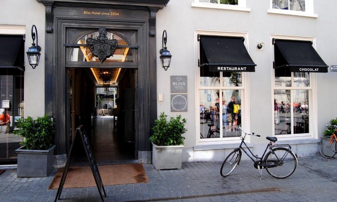 City Hotel | Bliss Boutique Hotel