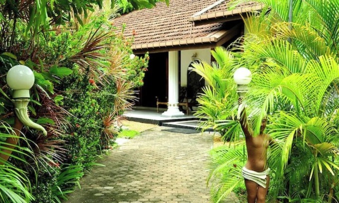 Kaluwamodara Villa | Bliss Villa Bentota