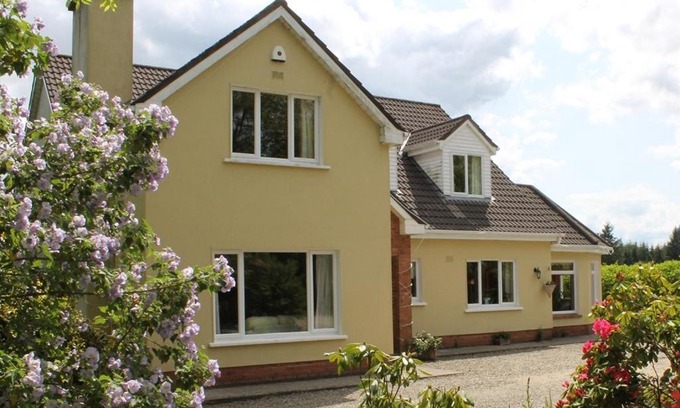 Killaloe Bed & Breakfast | Blossom Hill Bed and Breakfast