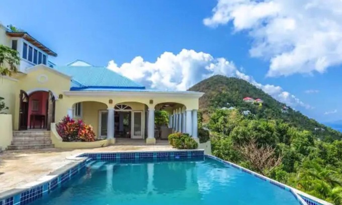 West End Villa | Blu Tortu- Tropical Paradise