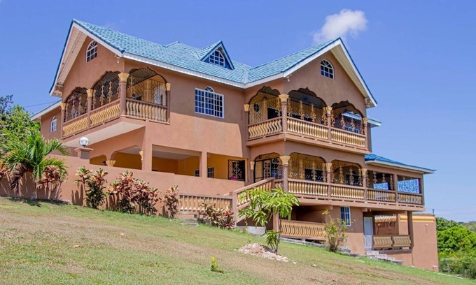 Stewart Town Villa | Blue Berry Hill Villa