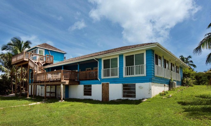 Governor's Harbour House | Blue Dream by Eleuthera Vacation Rentals