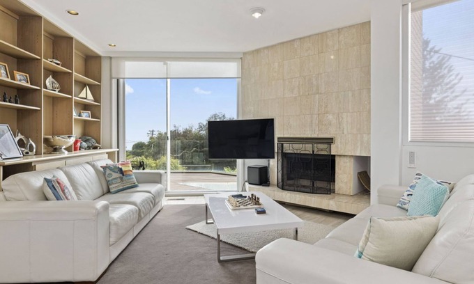 Mount Eliza House | BLUE HORIZON - MT ELIZA