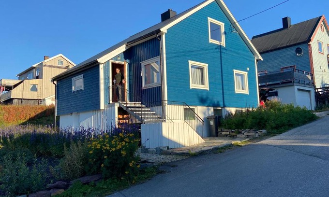 Mehamn Apartment | Blue House II at the end of the World