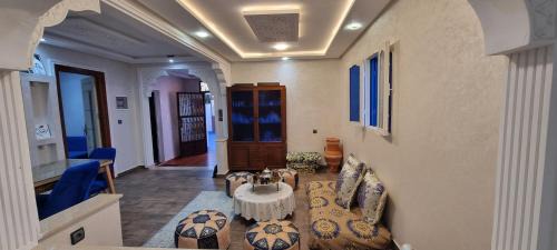Briech Villa | Blue House