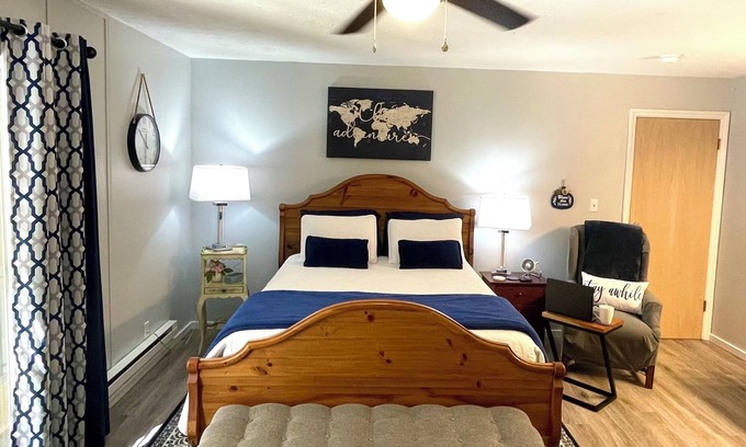 Bethel-Danebo Apartment | "Blue House Suite: A Serene Retreat in Proximity to the Airport"