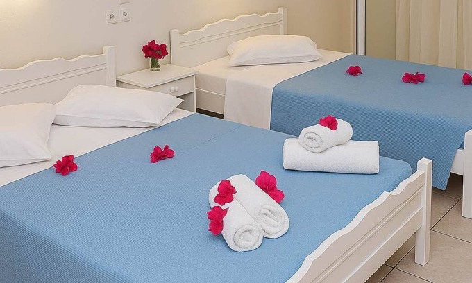 Limni Keri Apartment | Blue Lake Holiday Homes - Keri Summer Escape