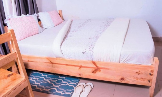 Gisenyi Apartment | Blue Moon Apartment Budget Double Room