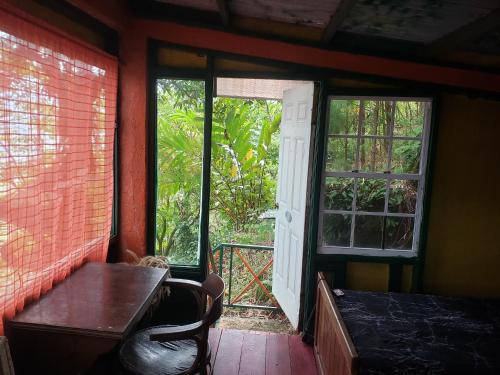 Blue Mountains National Park Cabin | Blue Mountain Wilderness Retreat Jamaica House