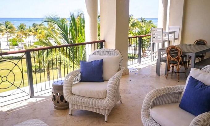 Cap Cana Marina Apartment | Blue Pearl - Beachfront condo in Cap Cana