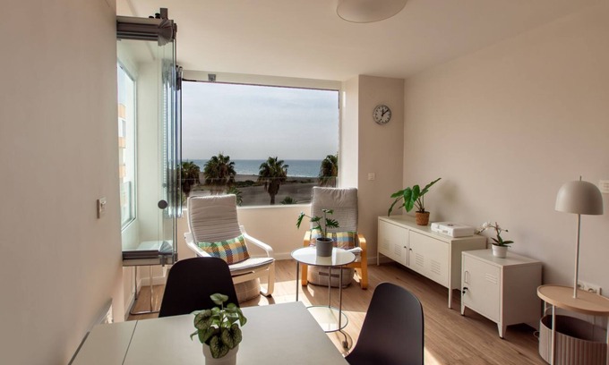 Playa Granada Apartment | Blue Sea Modern Apartment with Sea View