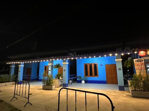 Ban Pong House | Blue Sky Home stay