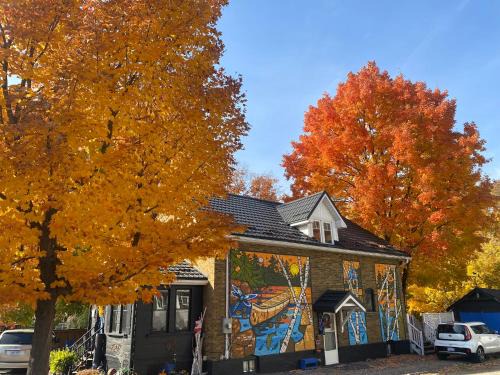 Gravenhurst Bed & Breakfast | Blue Spruce Bed and Breakfast Muskoka