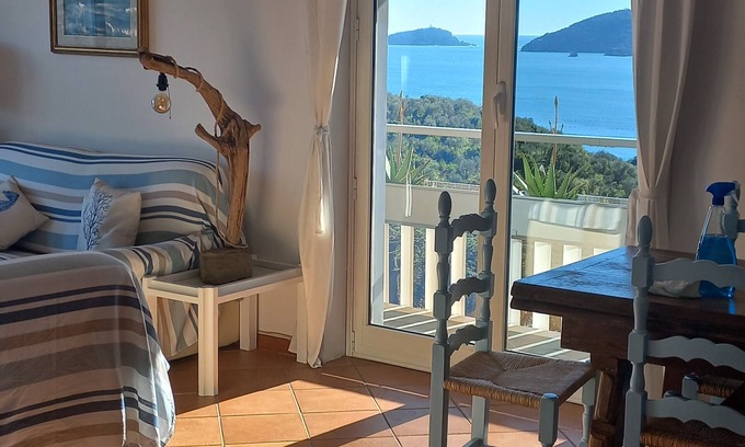 San Terenzo House | Blue view, blue bay, lerici