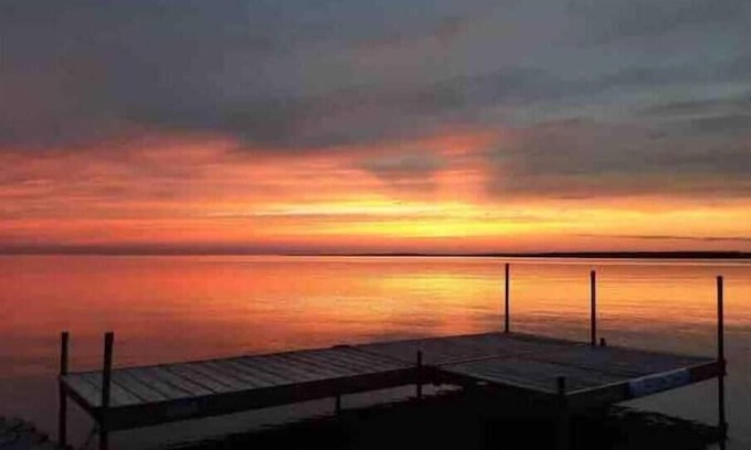 Northern Bruce Peninsula Cottage | Blue Vista Tobermory Waterfront Cottage