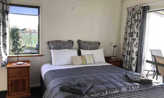 Longlands Cabin | Bluebell Lodge And Cottage
