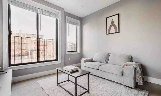 Eagle Hill Apartment | Blueground | East Boston, AC, w/d, nr parks