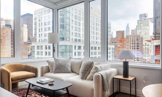 Gramercy Apartment | Blueground | Gramercy Park, rooftop, nr Madison Square Park