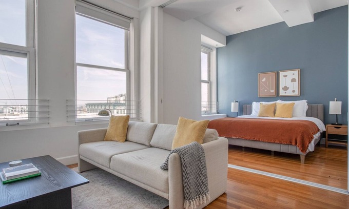 Historic Core Apartment | Blueground | Historic Core, rooftop pool, nr Bradbury Building