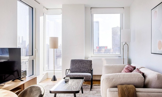 Lower East Side Apartment | Blueground | Lower East Side, AC, nr museum