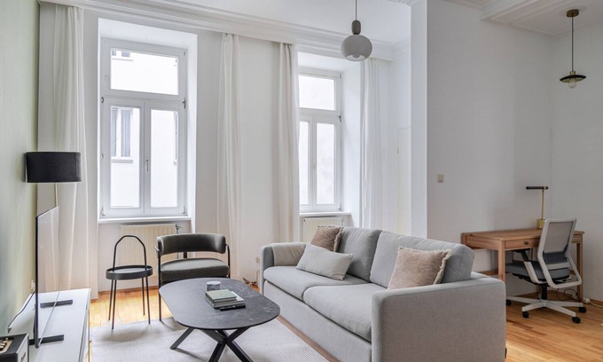 Matzleinsdorf Apartment | Blueground | Margareten, w/d & elevator, nr palace