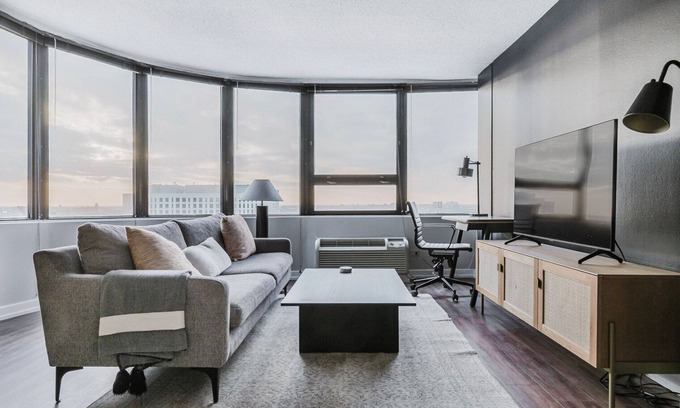 South Loop Apartment | Blueground | South Loop, rooftop & gym, nr park