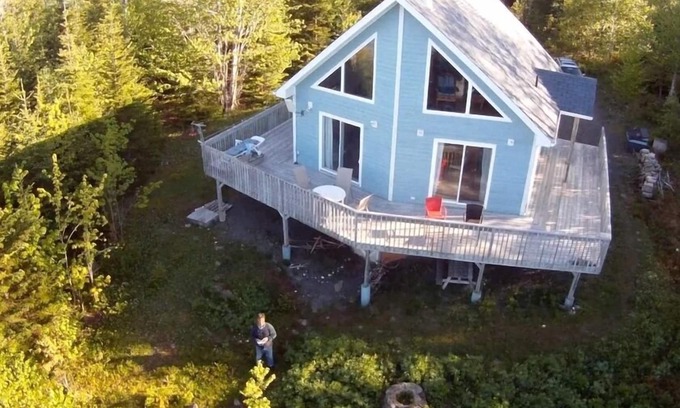 Walkerville House | Bluenose House By The Ocean and Private Beach on Cape Breton Island, Nova Scotia