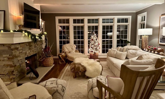 Birchwood Farms House | Bluffs Edge in Birchwood Farms - private four-bedroom, hot tub, screened porch