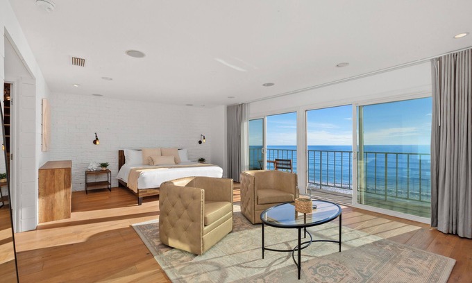 Capistrano Beach House | Bluffside Luxury Retreat