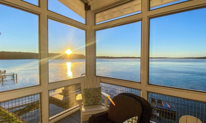 Alexander City House | Boat Dock & Stunning Views: Lake Martin Retreat!