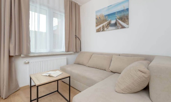 Chlapowo Apartment | Boczna 2 | Chłapowo Homely Apartment | Parking