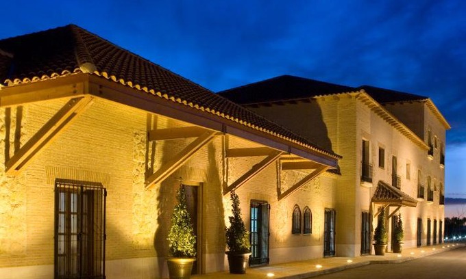 Argamasilla de Alba House | Bodegas Hacienda Albae