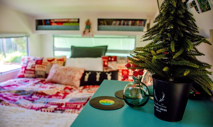 Brisbane Waterfront Resort | Bohemian Vintage King Bed Caravan w Hydrotherapy Spa & 5m Bell Tent w Queen Bed