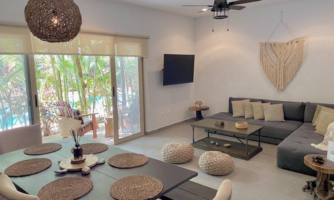 Zama Condo | BOHO CHIC CONDO * PRIVATE JACUZZI * WIFI * BIKE TO THE BEACH, CENOTES AND RUINS*