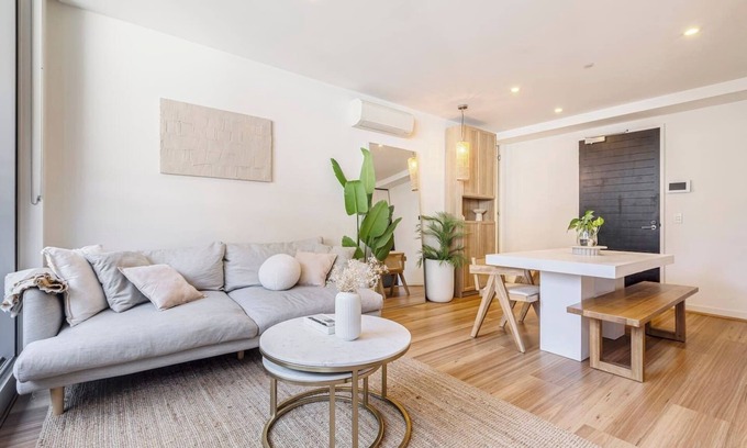 South Yarra Apartment | Boho Dreamscape with Shared Pool and Gym